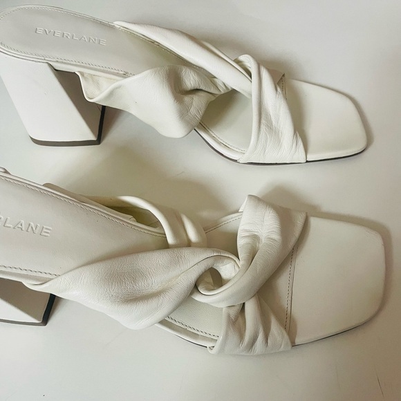 Everlane The Day Twist Heel in Canvas - Picture 6 of 9